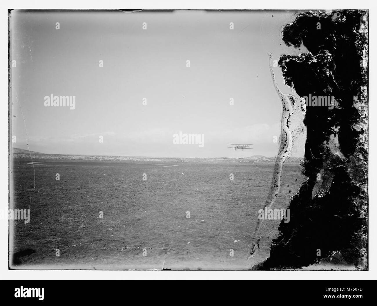 Early airline Black and White Stock Photos & Images - Alamy