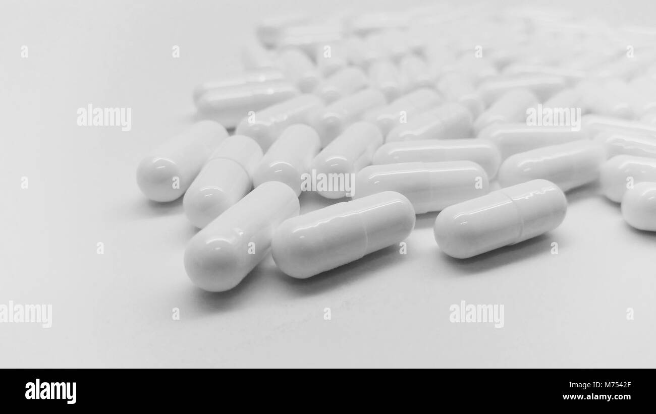 White capsules in the pharmacy laboratory Stock Photo Alamy