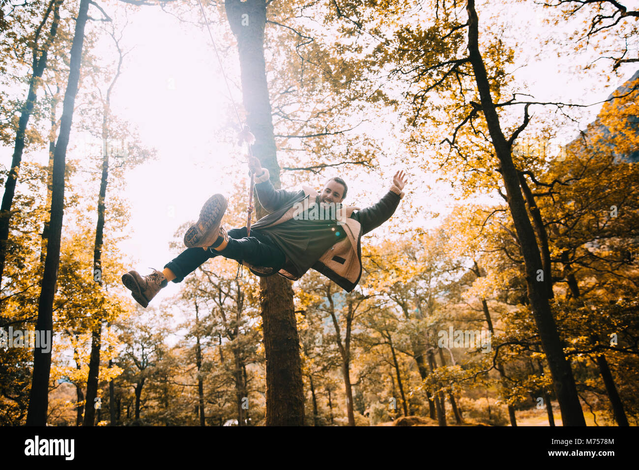 Legs outstretched hi-res stock photography and images - Alamy