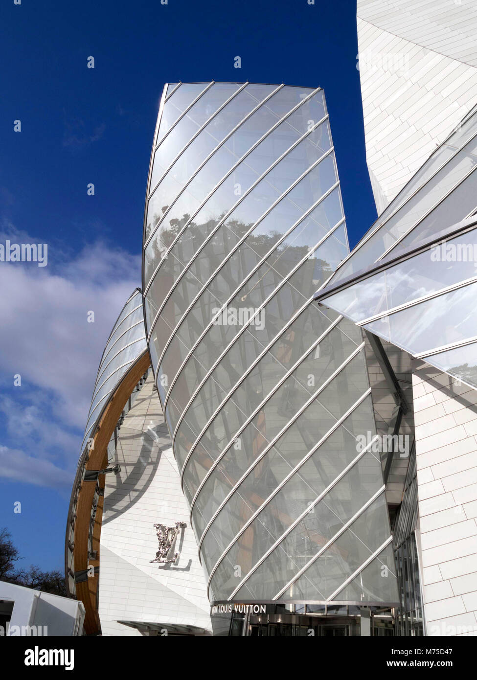 The modern architecture of Louis Vuitton Foundation by Frank Gehry, Paris,  France Stock Photo - Alamy