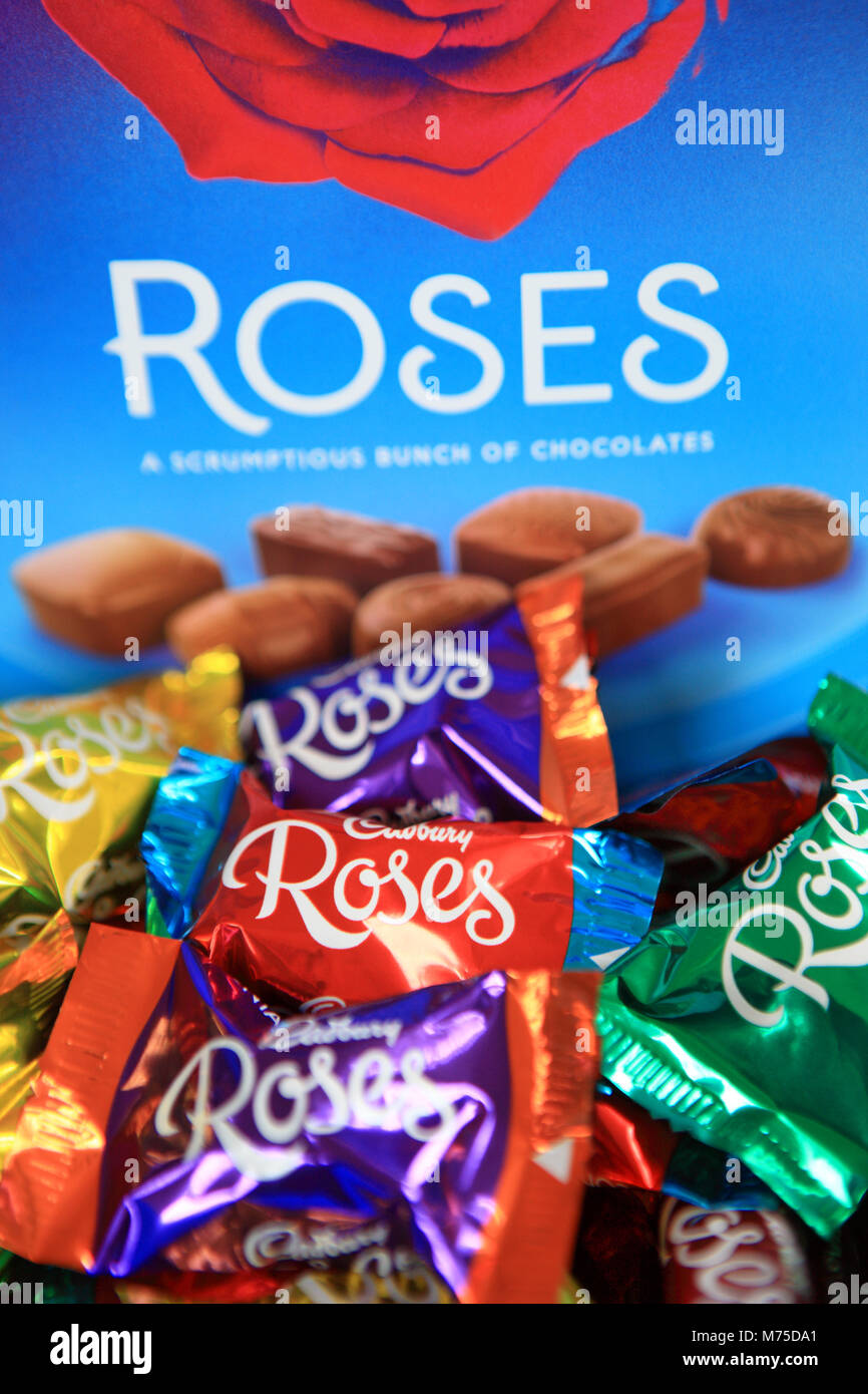 Cadbury roses chocolates hires stock photography and images Alamy