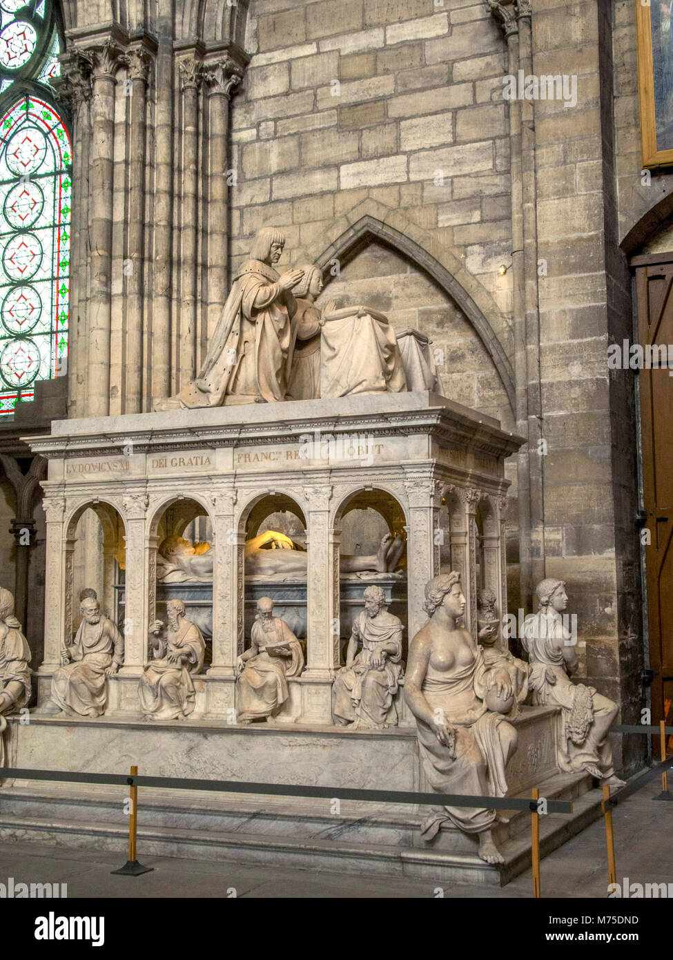 Basilica of Saint-Denis. Recumbent statue, Necropolis of Kings of France, Ile de France,Tomb of Louis XII of France and of Anne of Brittany Stock Photo