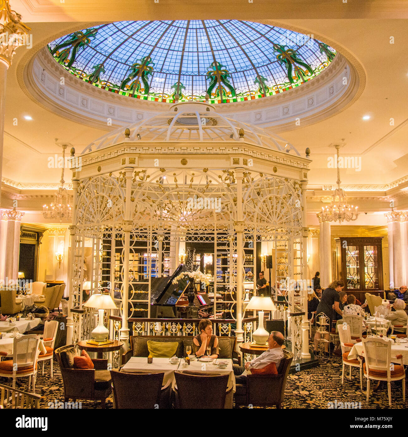 Dining room the Savoy Hotel, a world famous and exclusive hotel situated on the banks of the River Thames, London Stock Photo