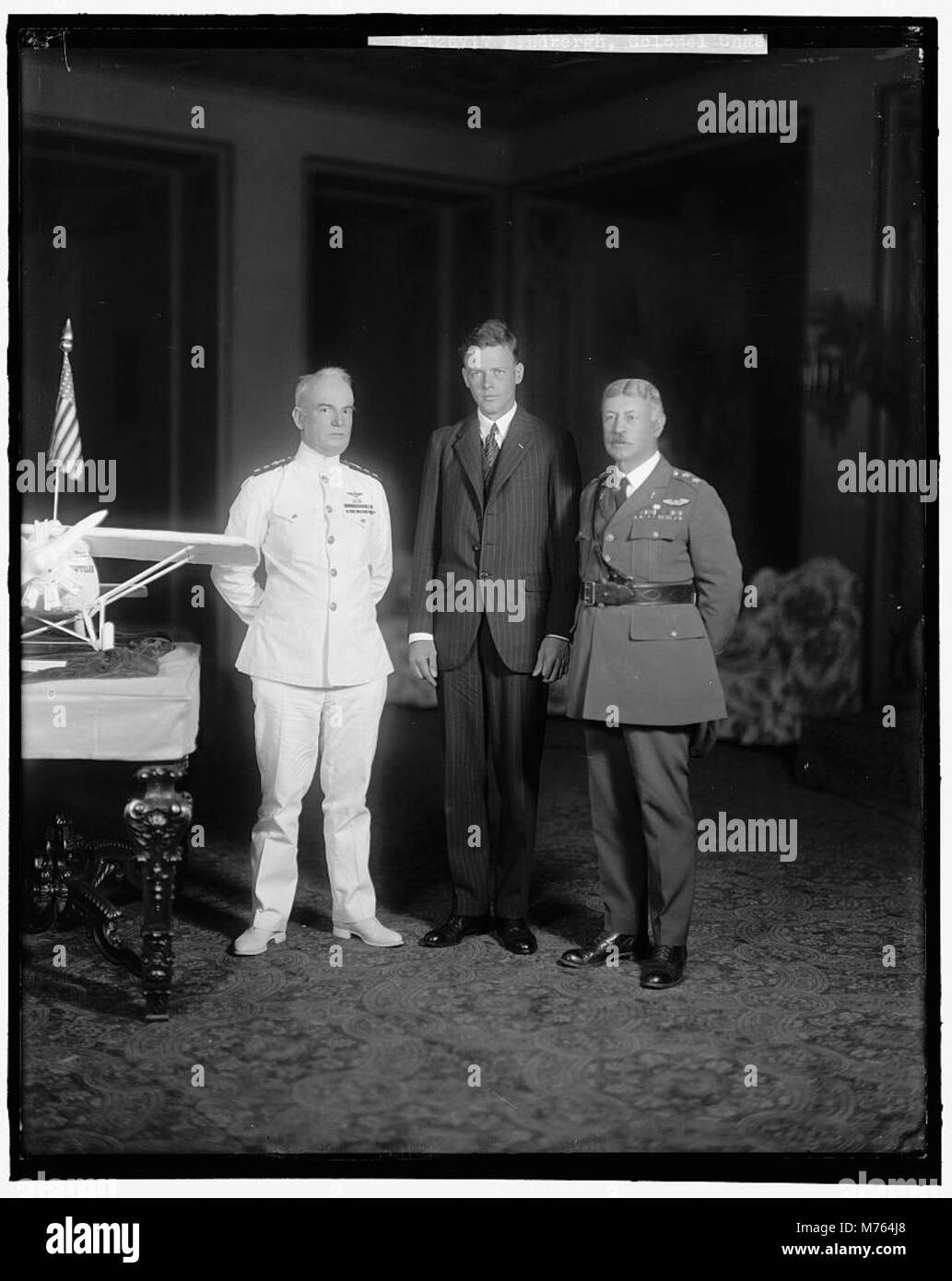 LINDBERGH, CHARLES, COLONEL. GROUP WITH MODEL LCCN2016862372 Stock Photo