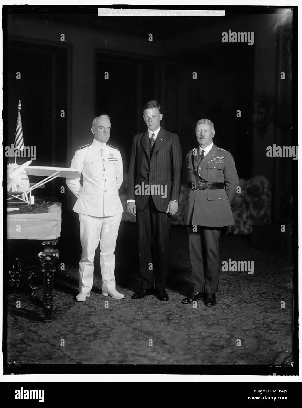 LINDBERGH, CHARLES, COLONEL. GROUP WITH MODEL LCCN2016862373 Stock Photo