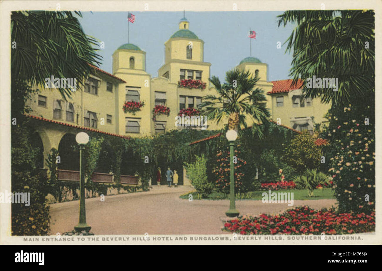 the-main-entrance-to-the-beverly-hills-hotel-and-bungalows-is-an-iconic