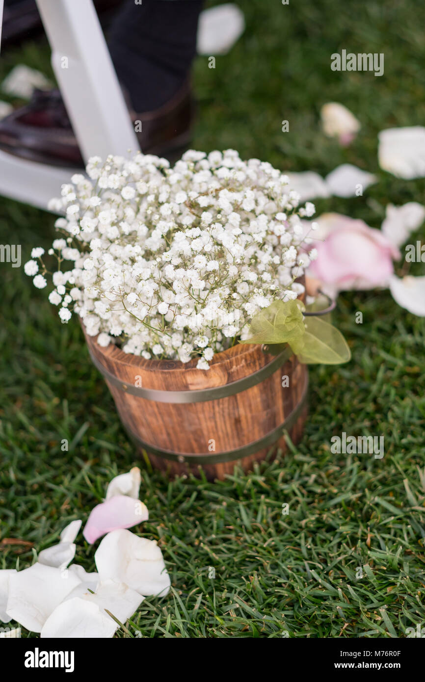 Flowers on Wine Barrel at Wedding Ceremony Stock Photo - Alamy