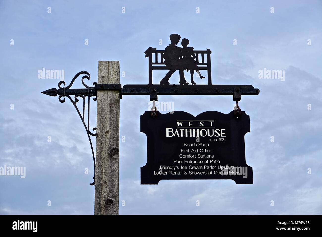 Jones Beach State Park, NY, USA: Art Deco inspired sign at the West Bathhouse (c. 1929 Stock ...