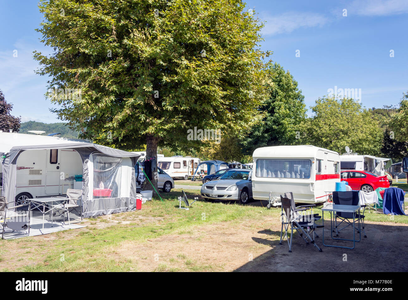 Campsite at Kaiteriteri Recreation Reserve, Kaiteriteri Beach, Kaiteriteri, Tasman District, New Zealand Stock Photo