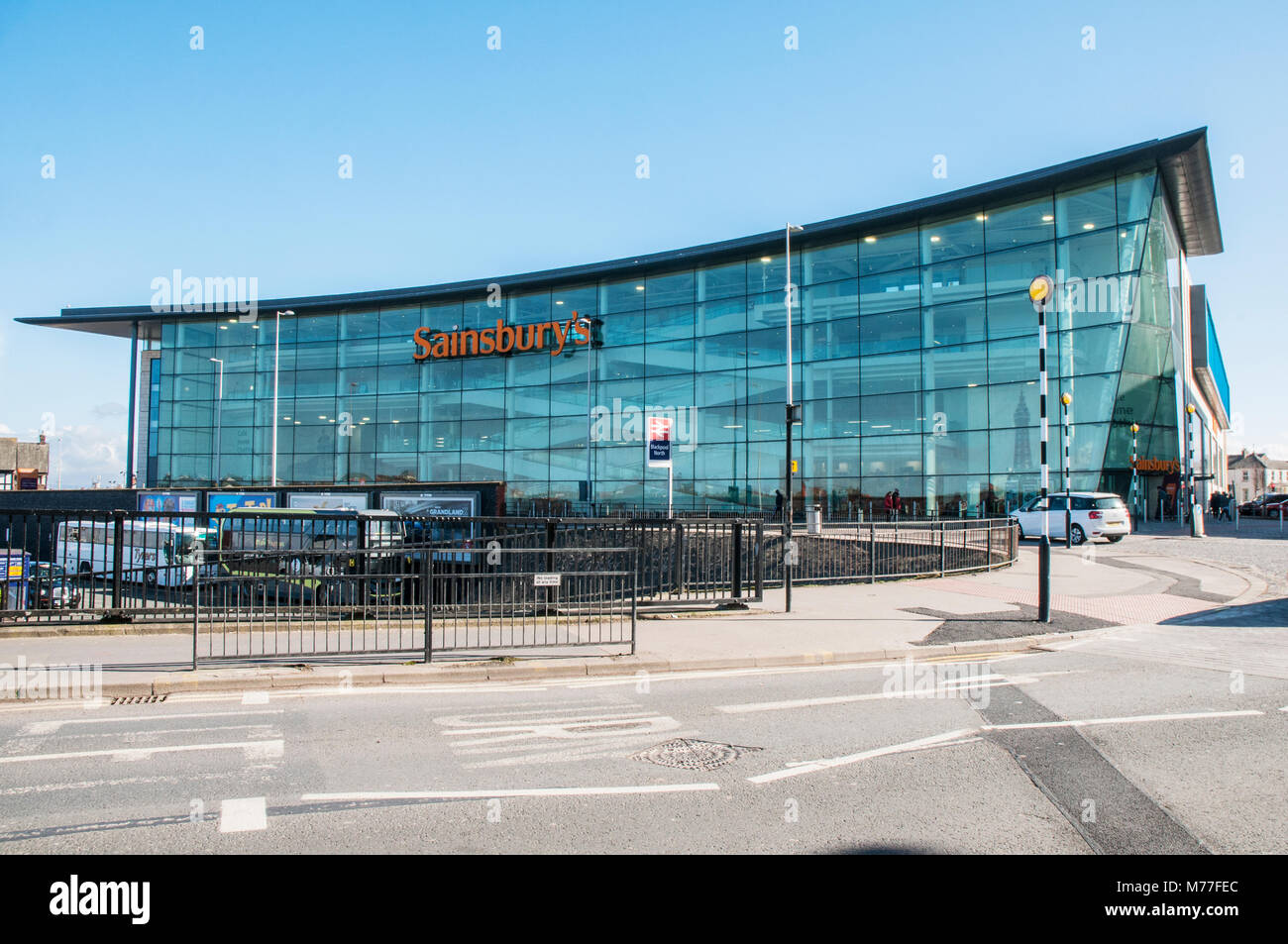 Sainsbury argos hires stock photography and images Alamy