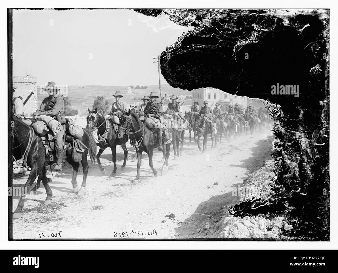 6th Australian lighthorse regiment leaving Jerusalem for