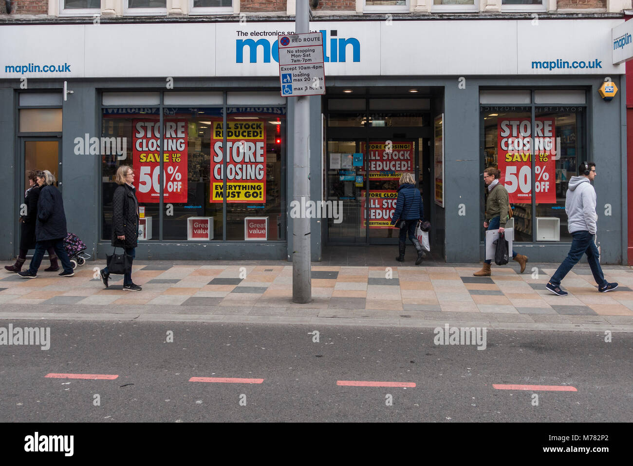 Clapham Junction, London. 9th Mar, 2018. The Maplin store near Clapham Junction starts upto 50% discounts as part of a closing down sale. Credit: Guy Bell/Alamy Live News Stock Photo
