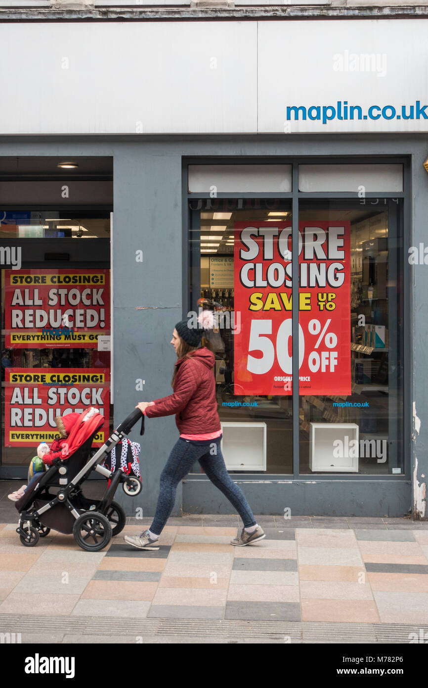 Clapham Junction Shop Stock Photos & Clapham Junction Shop Stock Images Alamy