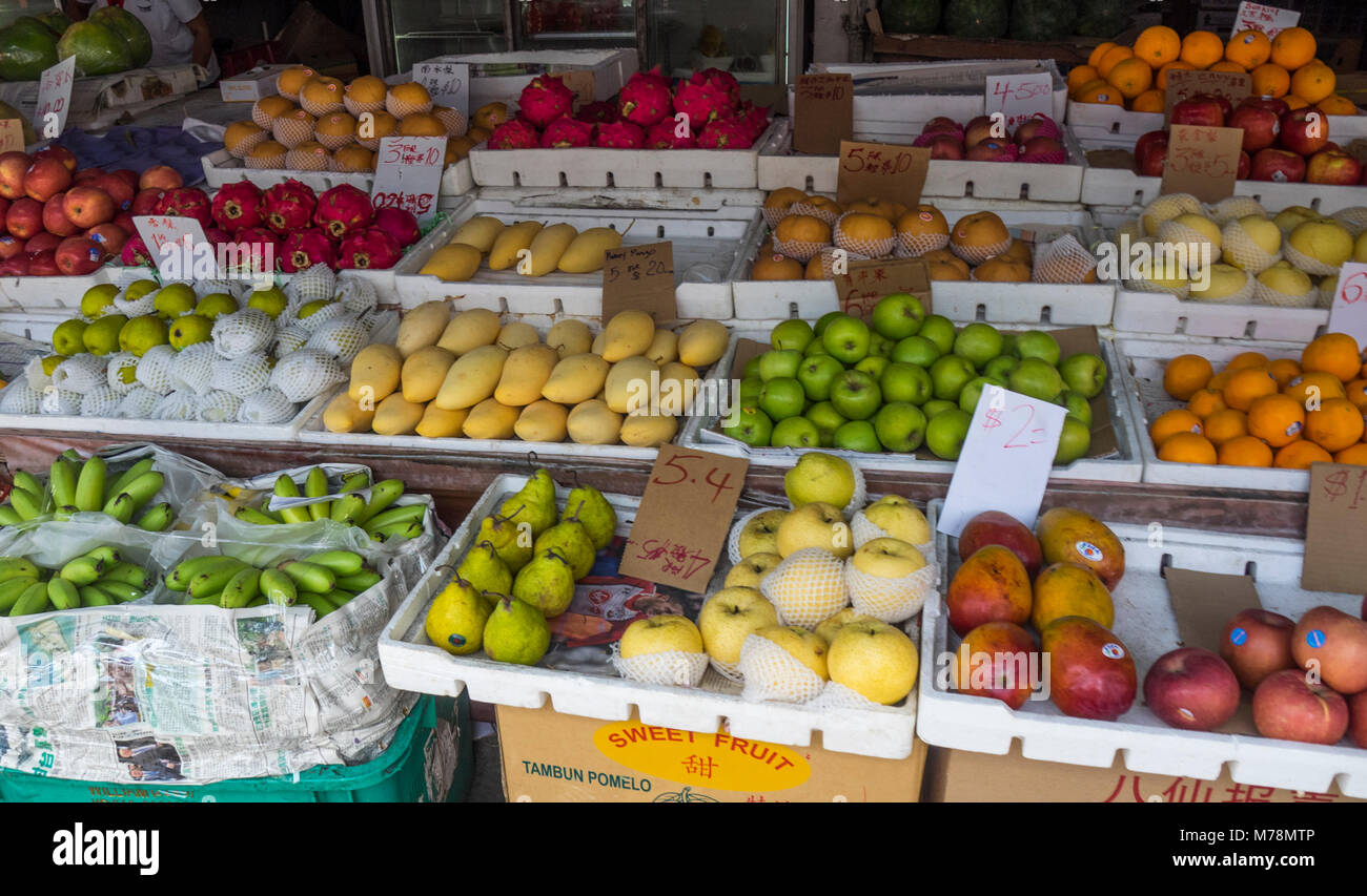 Grocery shop display fruit hires stock photography and images Alamy