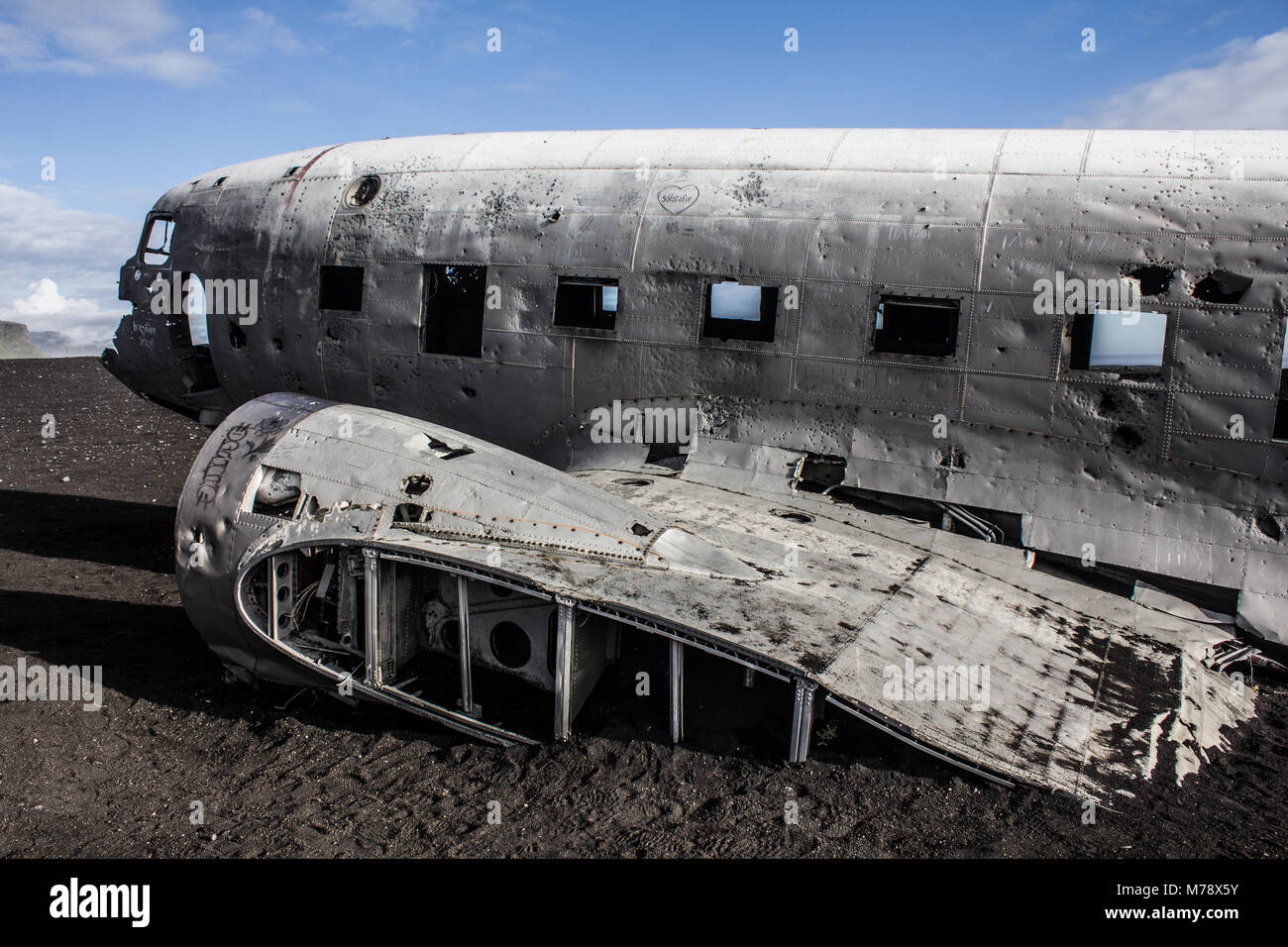 crashed United States Navy Douglas Super DC3 plane on Sólheimasandur