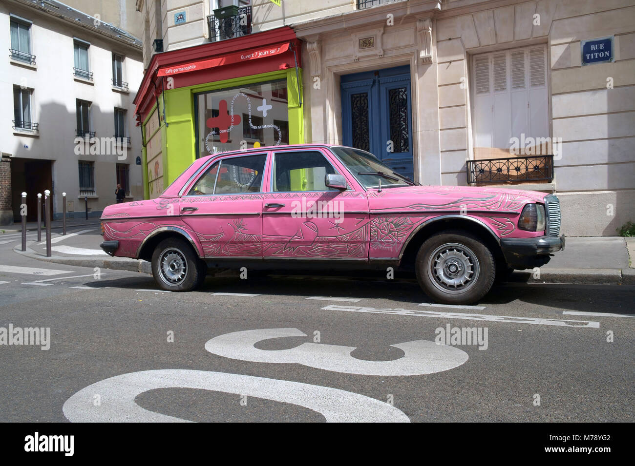 Mercedes pink hi-res stock photography and images - Alamy