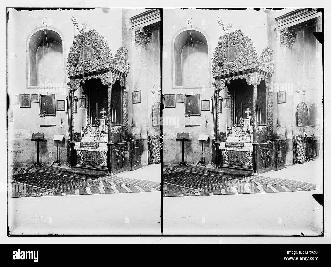 Altar of the nativity Black and White Stock Photos & Images - Alamy
