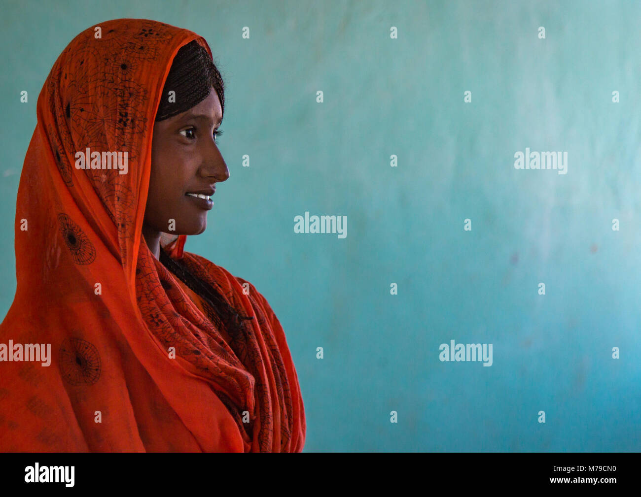 Veiled ethiopian muslim woman hi-res stock photography and images - Alamy