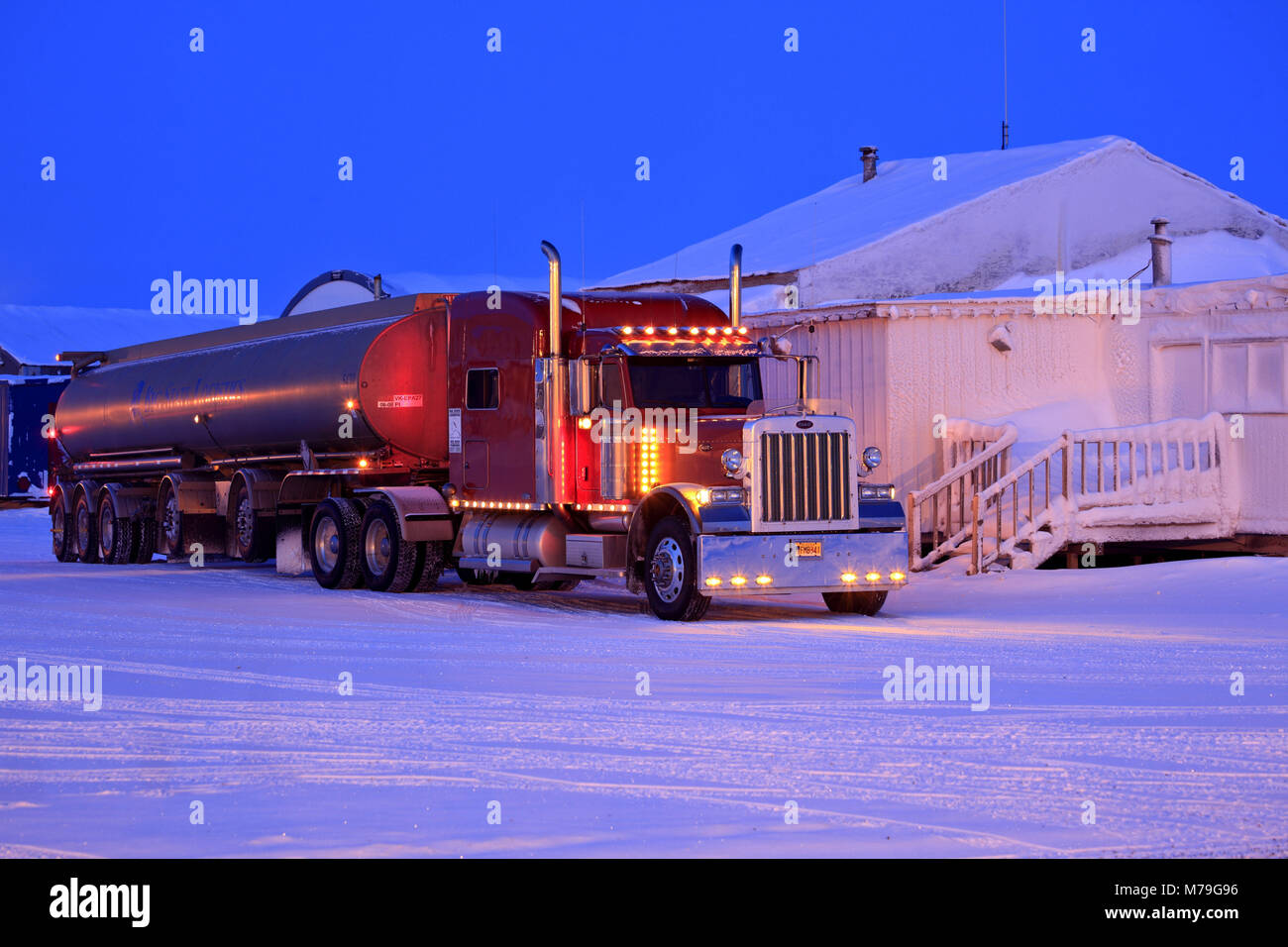 North America, the USA, Alaska, North Alaska, James Dalton Highway, oil fields, Prudhoe Bay, Deadhorse, Stock Photo