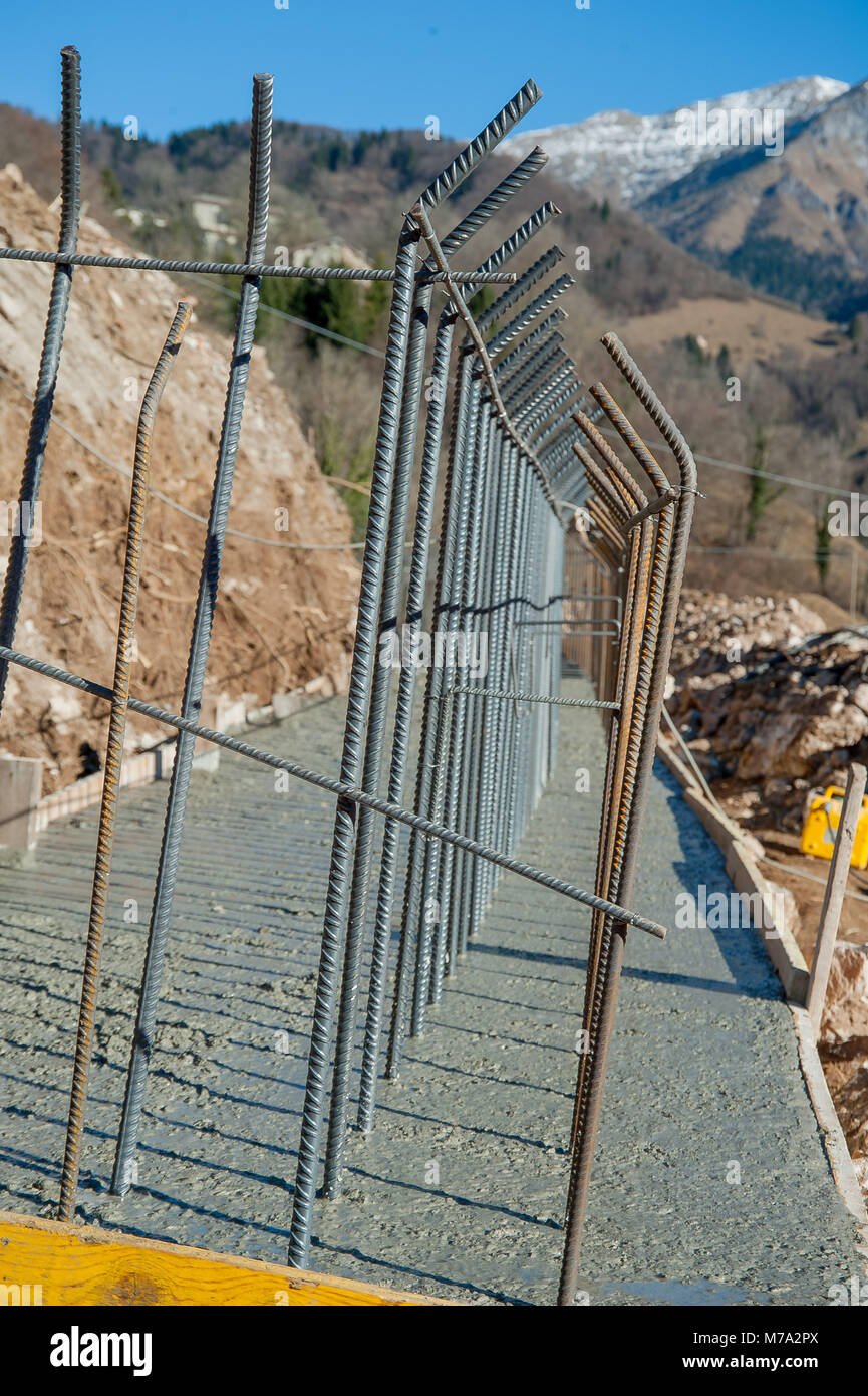 reinforced concrete wall construction Stock Photo Alamy