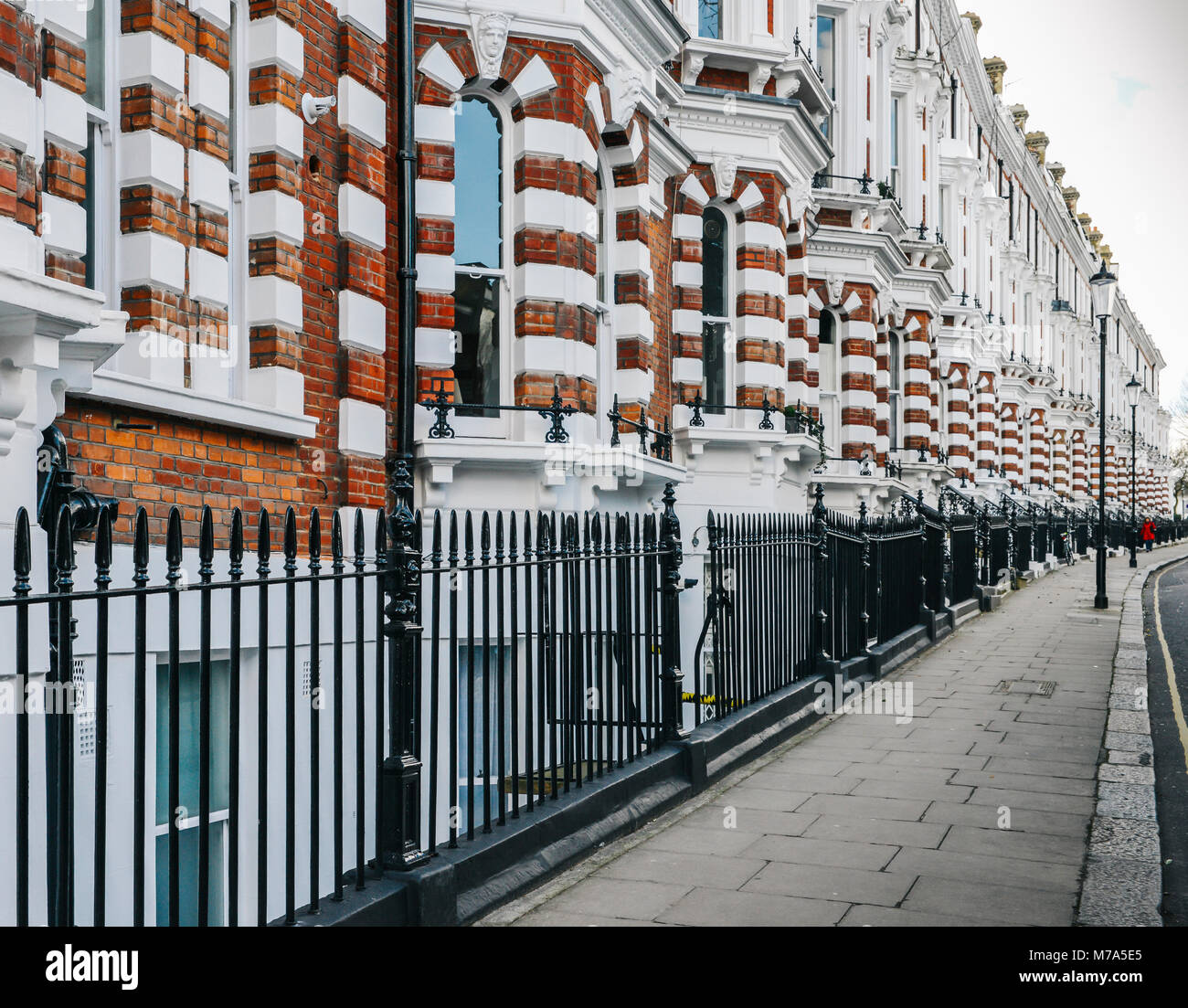 Edwardian mansion block hires stock photography and images Alamy