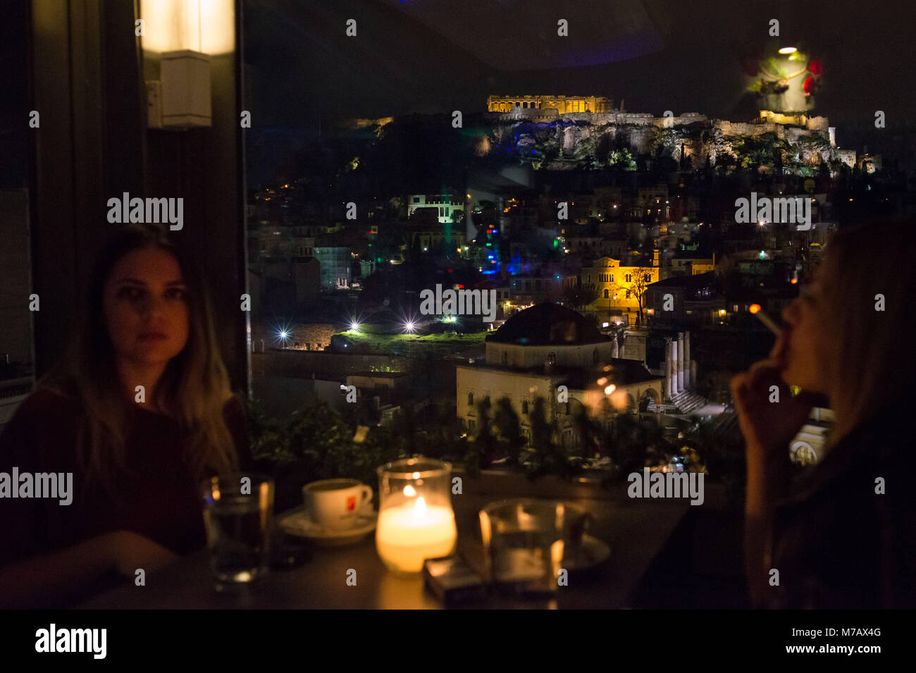 Panoramic gaze hi-res stock photography and images - Alamy