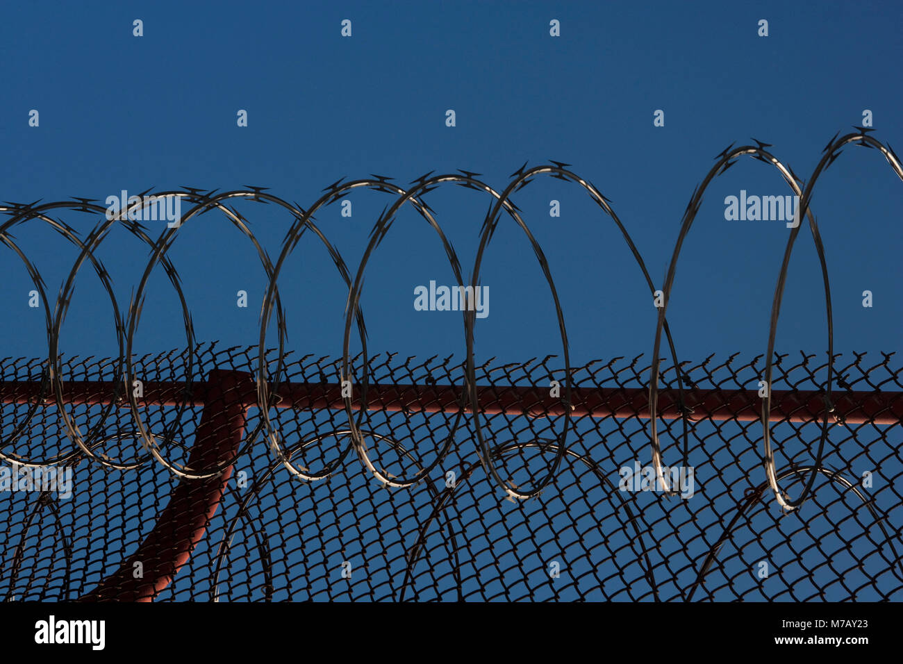 Razor wire and chainlink fence on the bridge, Golden Gate Bridge, San  Francisco Bay, San Francisco, California, USA Stock Photo - Alamy