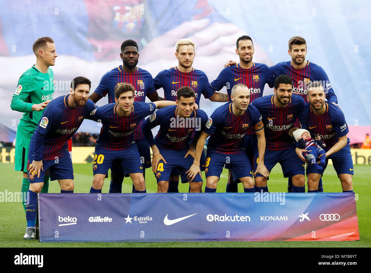 Barcelona, Spain. 4th Mar, 2018. Barcelona team group line-up ...