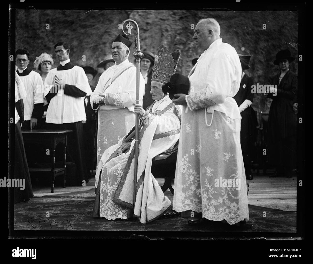 Clergymen Black and White Stock Photos & Images - Alamy