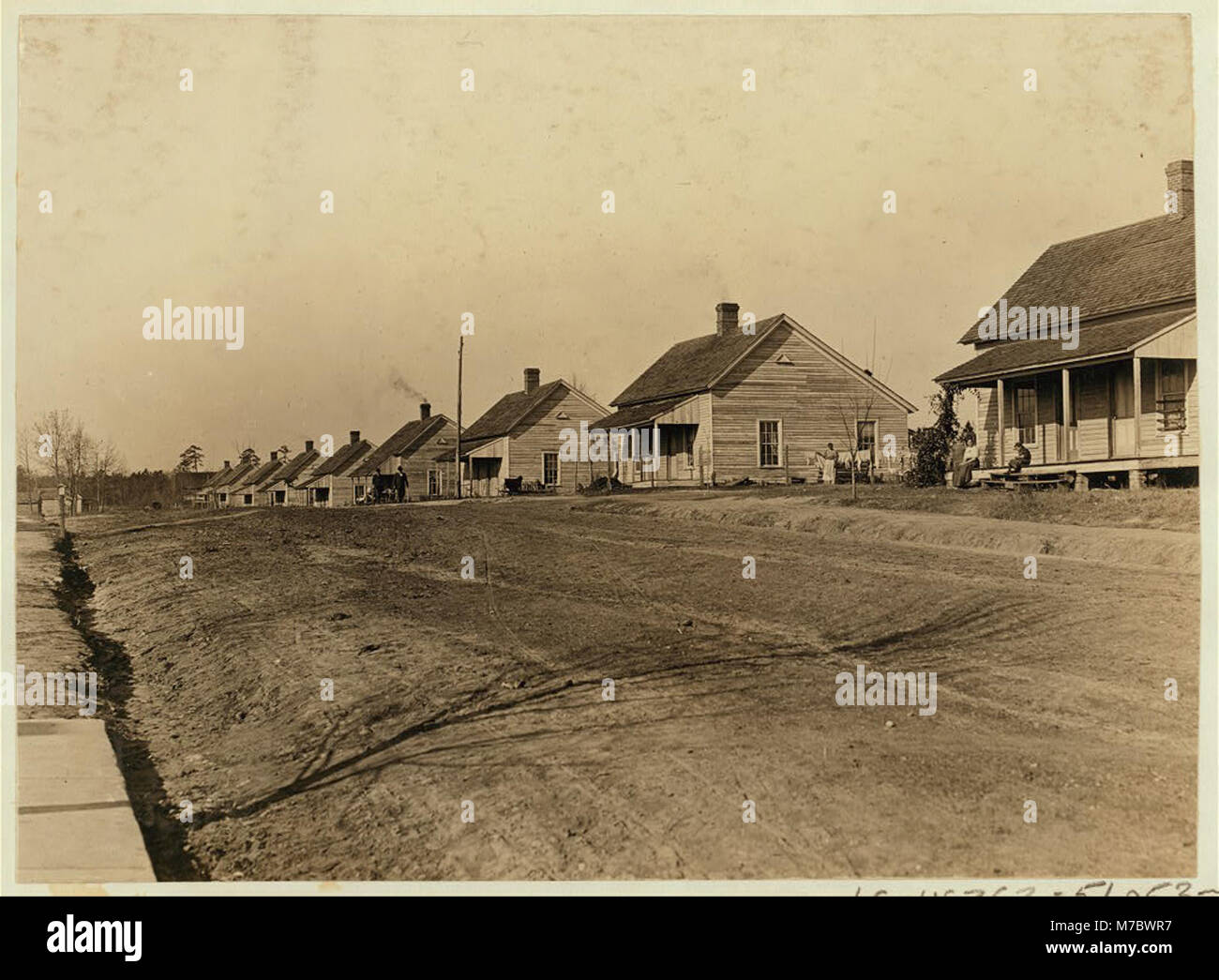 A row of houses of the cotton mill people. Lydia Mills, Clinton, S.C. Witness, Sara R. Hine. Dec