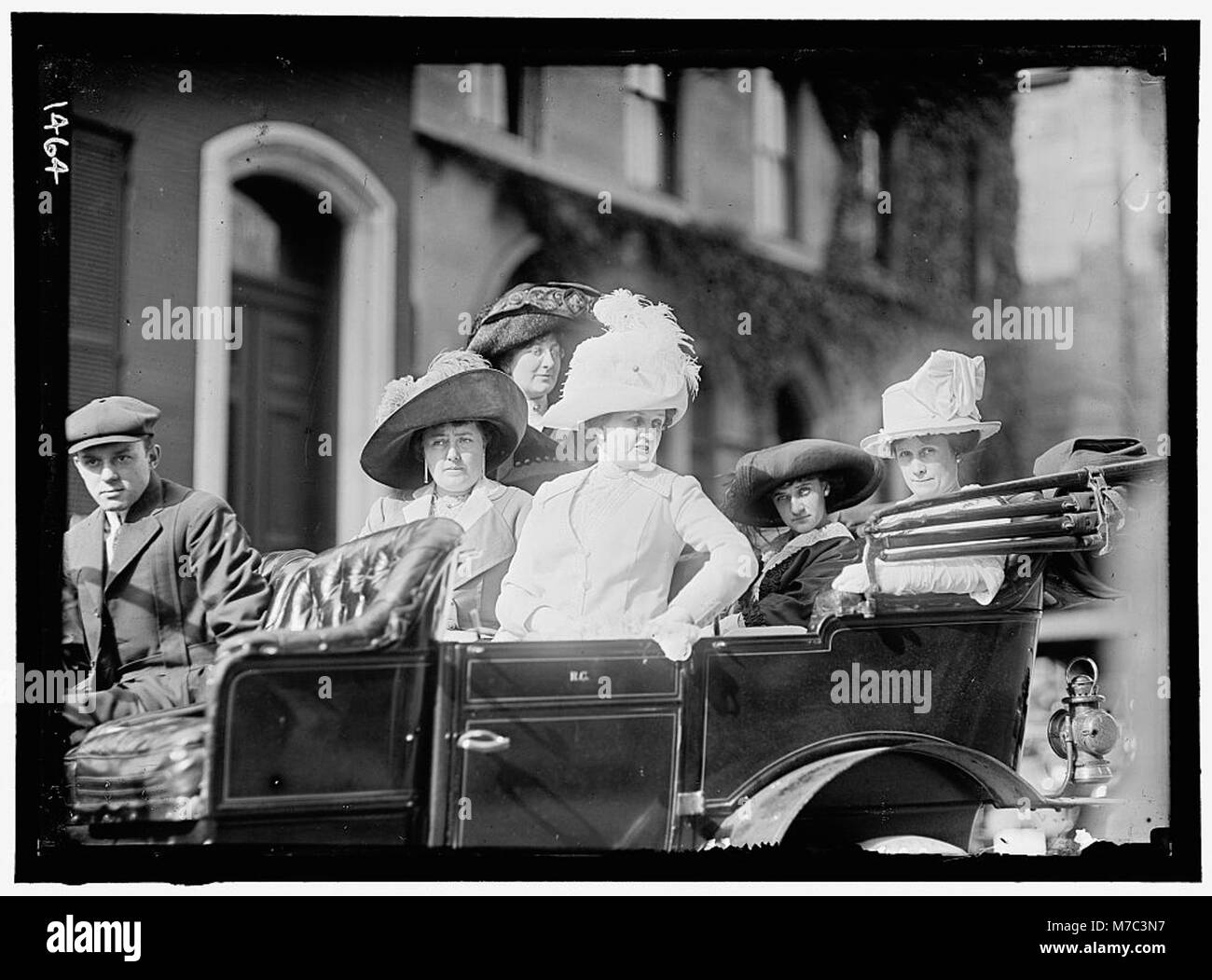 DEMOCRATIC NATIONAL CONVENTION. MRS. NORMAN E. MACK; MRS. A.J. DALY OF ALASKA; MRS. THOMAS TAGGART; MISS McCARTNEY; MRS. ROBERT CRAIN LCCN2016863886 Stock Photo