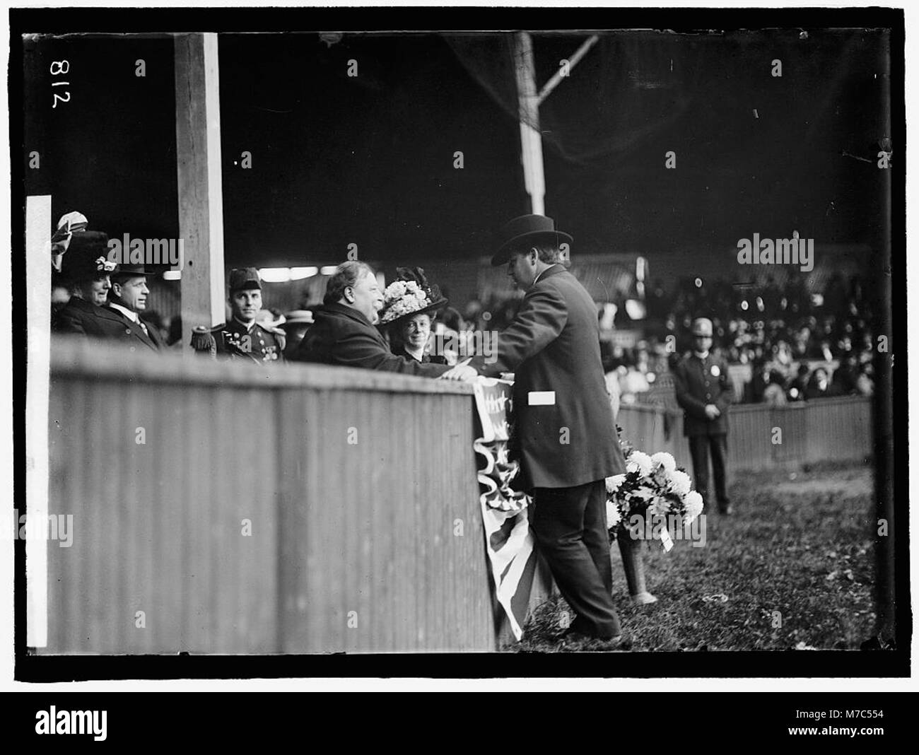 The photograph captures President William Howard Taft, First Lady Helen ...