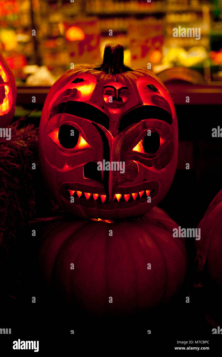 Closeup of glowing Jack O' Lanterns Stock Photo Alamy
