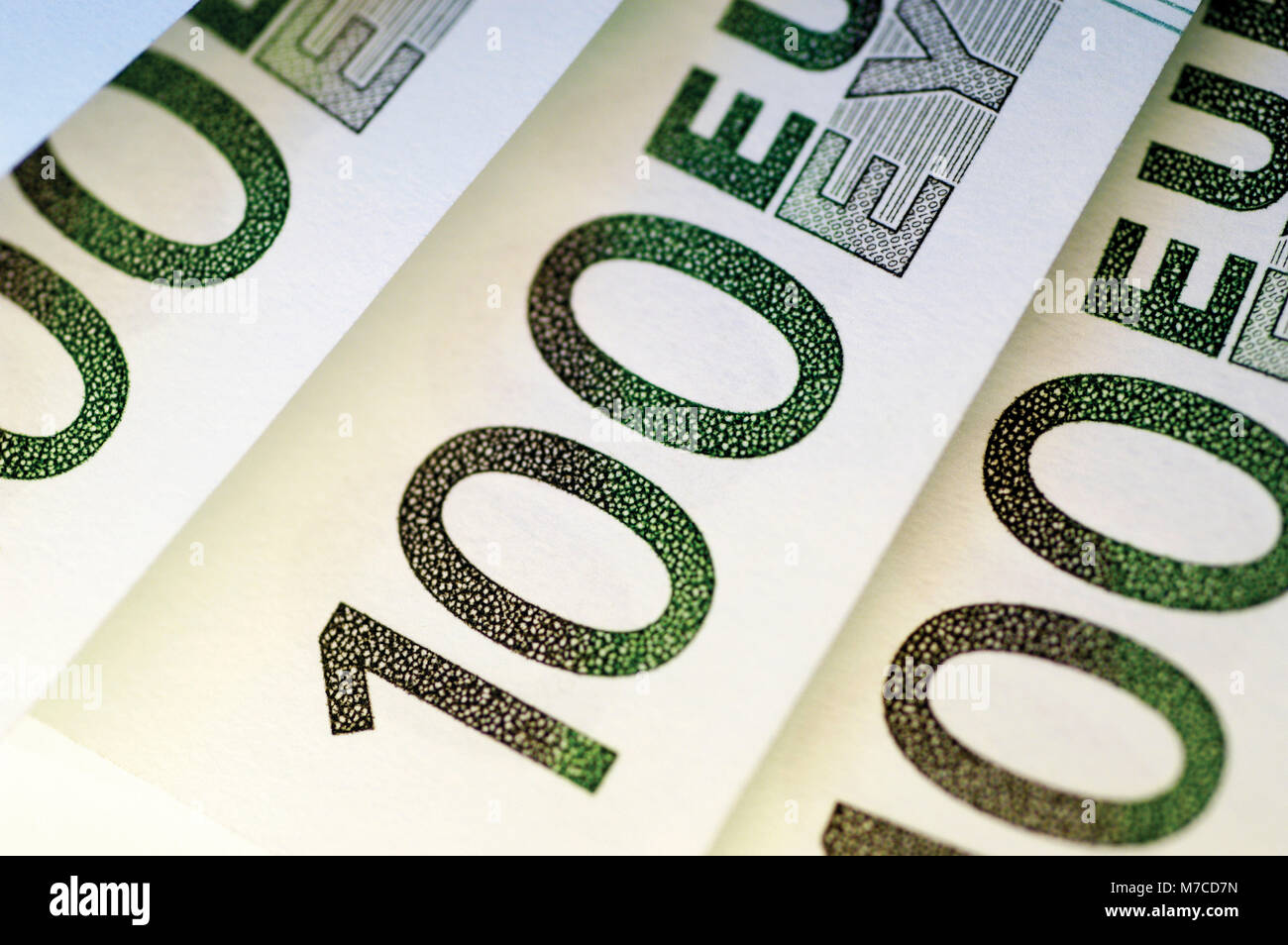 Close-up of one hundred Euro banknotes Stock Photo - Alamy