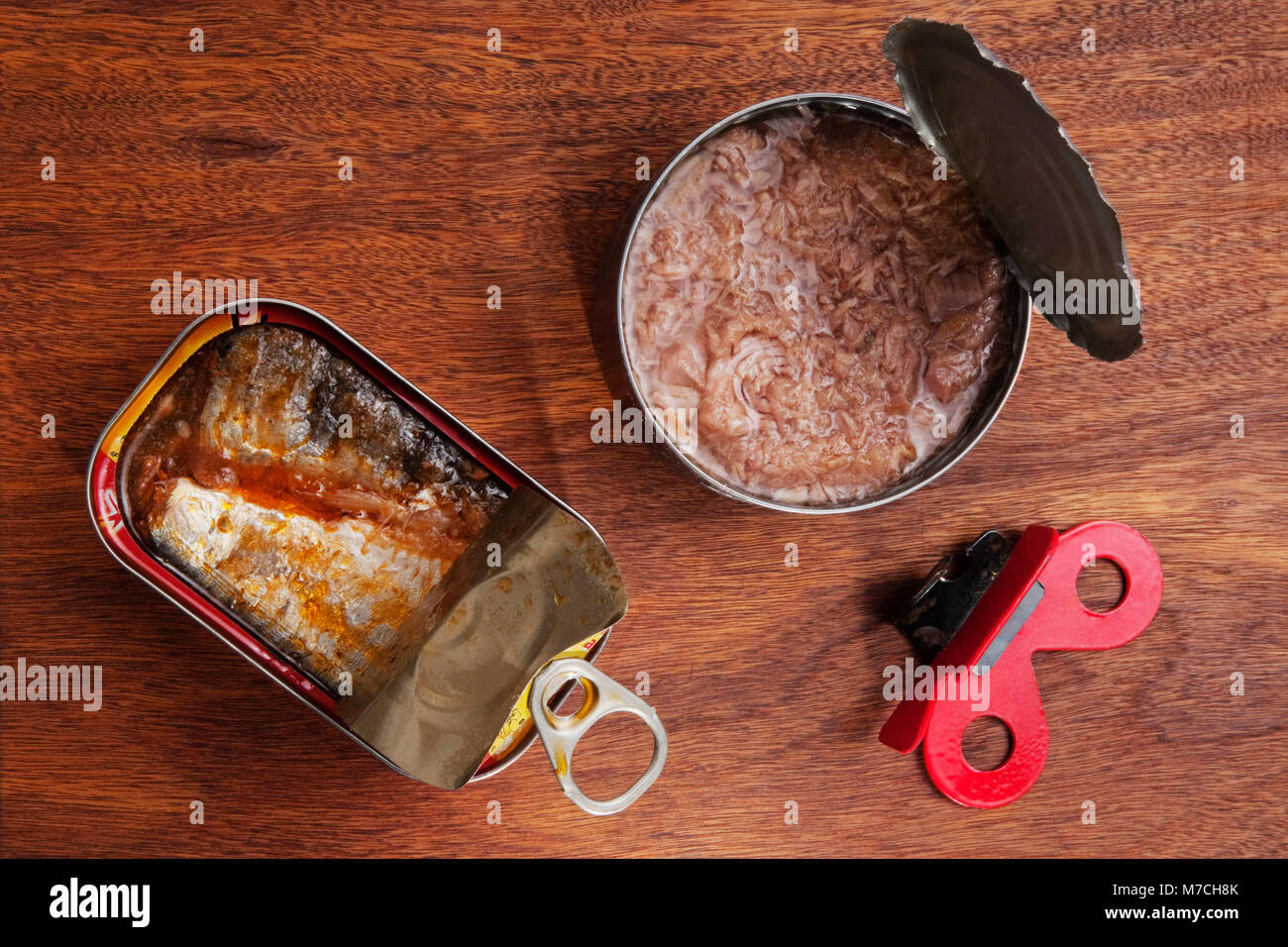 Canned tuna can opener hires stock photography and images Alamy
