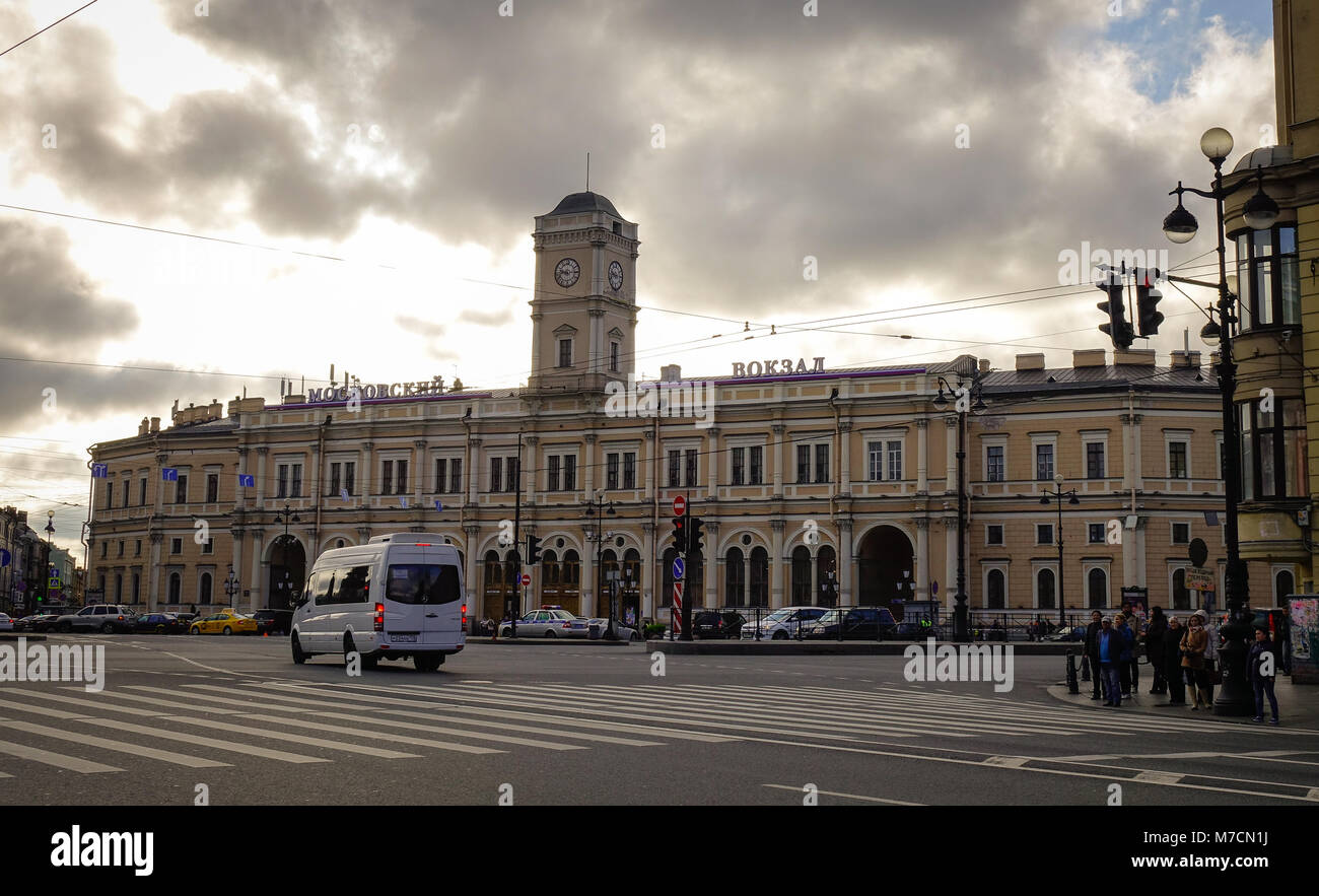 Moscow railway station of St. Petersburg. How to get to Moskovsky railway station Moscow railway station of St. Petersburg. How to get to Moskovsky railway station