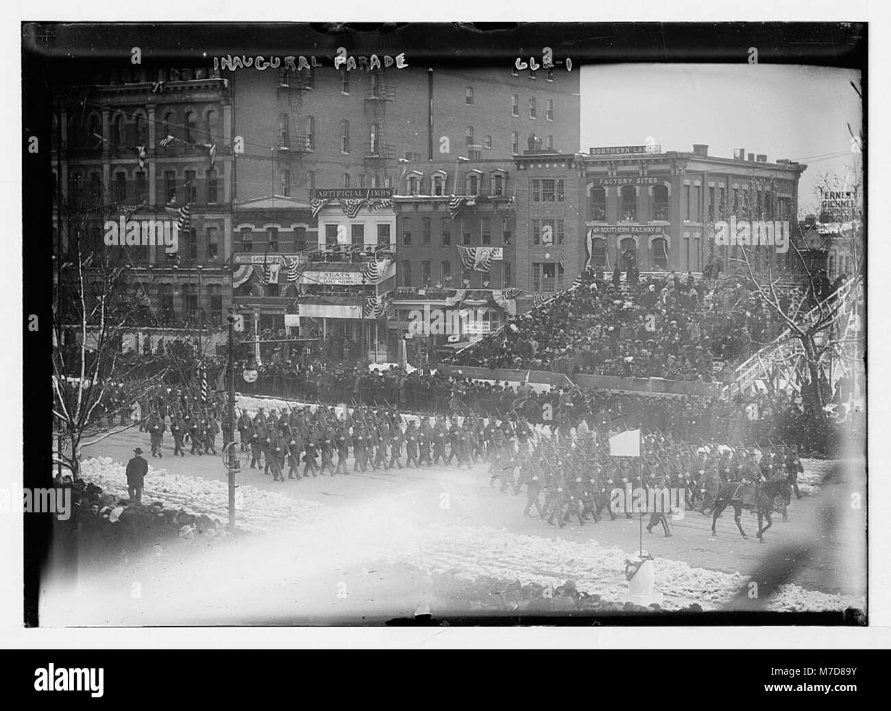 The inaugural parade for President William Howard Taft along ...