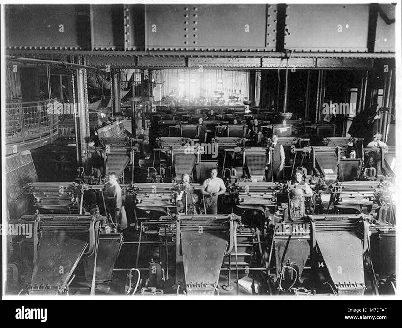 Linotype machine, printing room, N.Y. World LCCN2004667832 Stock Photo