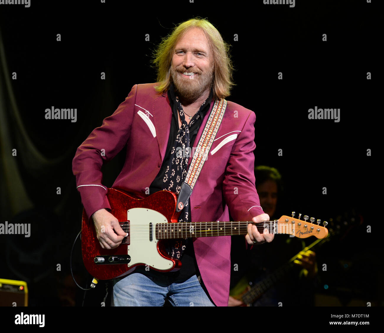 tom-petty-high-resolution-stock-photography-and-images-alamy