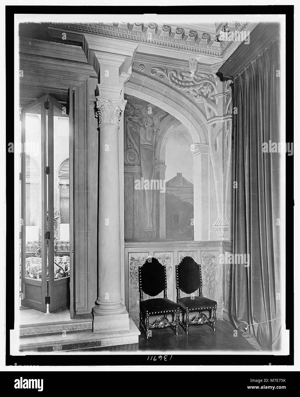 Mexican heritage artwork Black and White Stock Photos & Images - Alamy