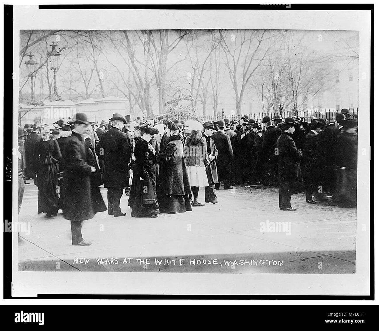 New year white house Black and White Stock Photos Images Alamy New year white house Black and White Stock Photos Images Alamy