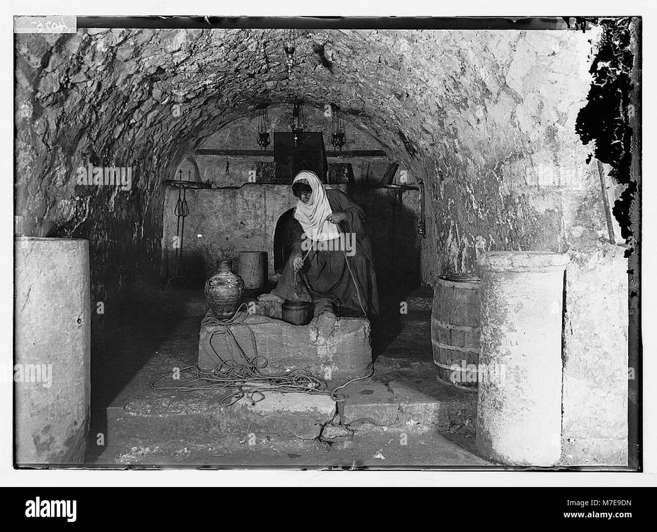 Northern views. Jacob's Well, interior LOC matpc.06484 Stock Photo Alamy