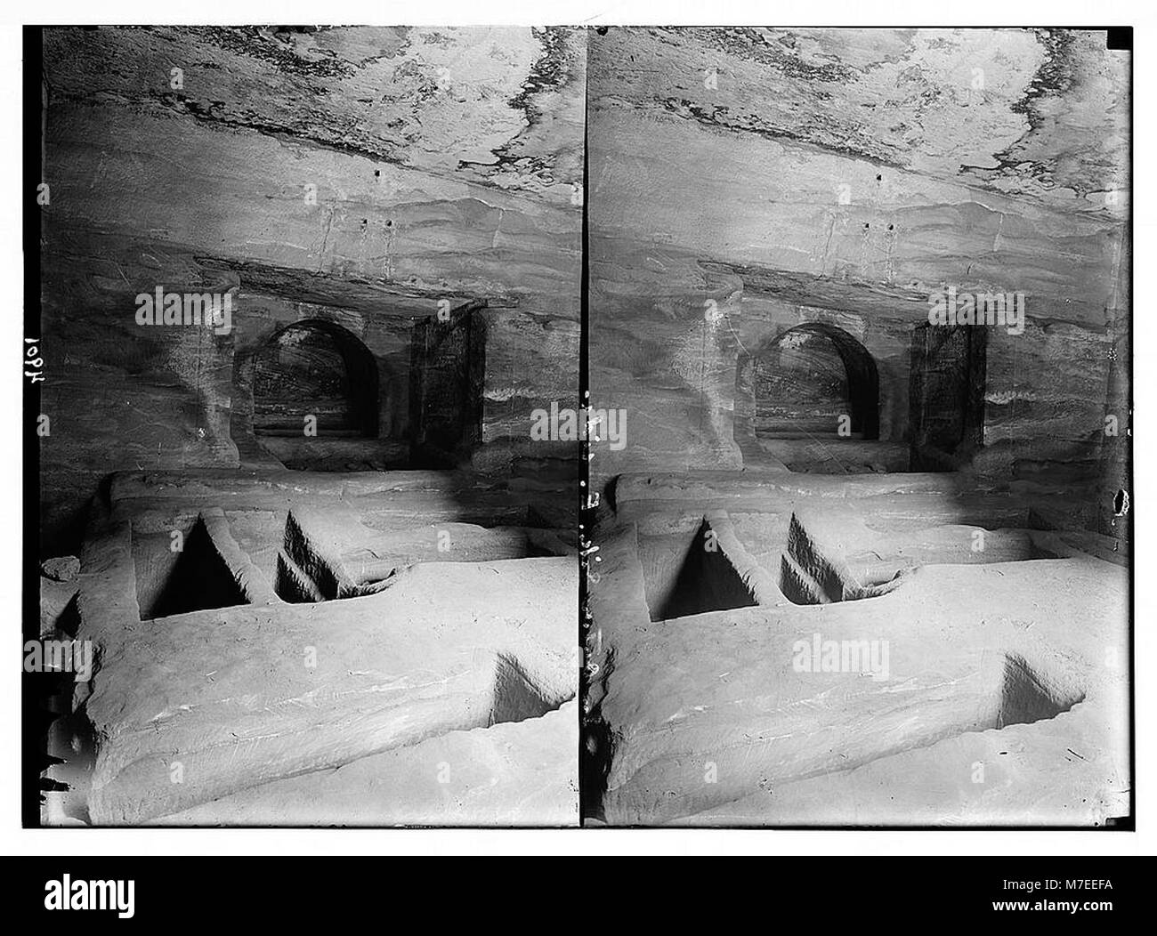 Petra (Wadi Musa). Lower Siq. Tomb interior in lower Siq. Floor graves and loculi LOC matpc.03088 Stock Photo