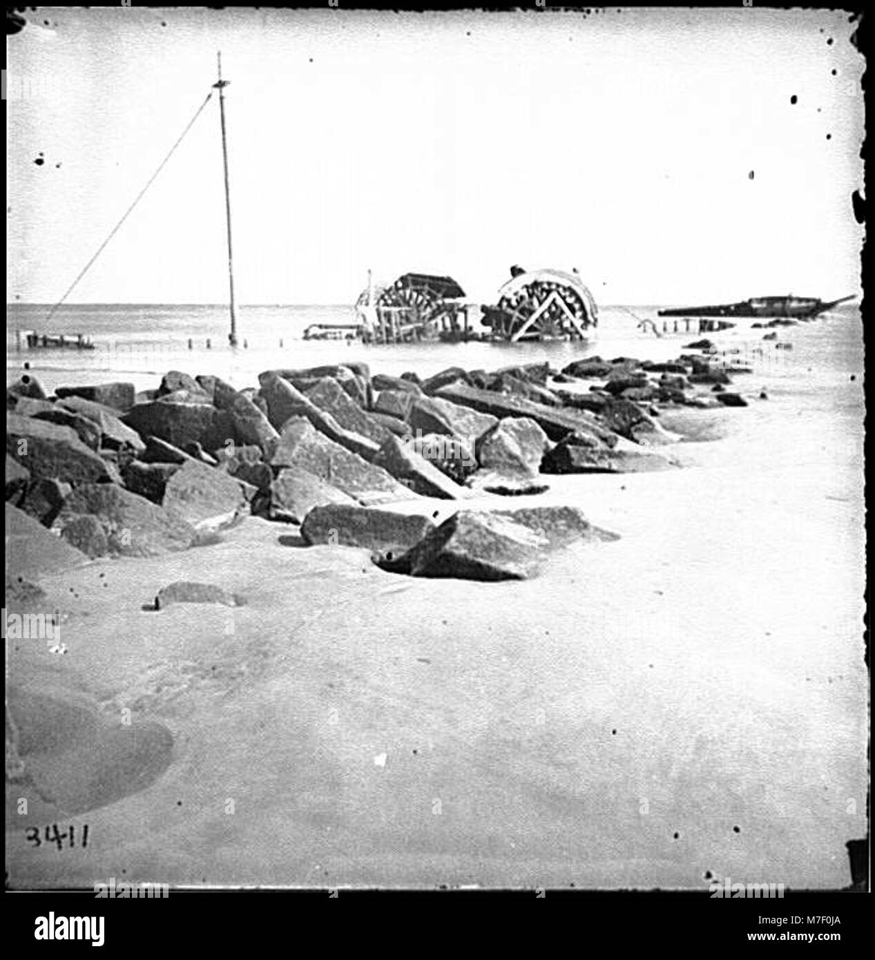 Sullivan's Island, S.C. Wreck of blockaderunner near the shore LOC