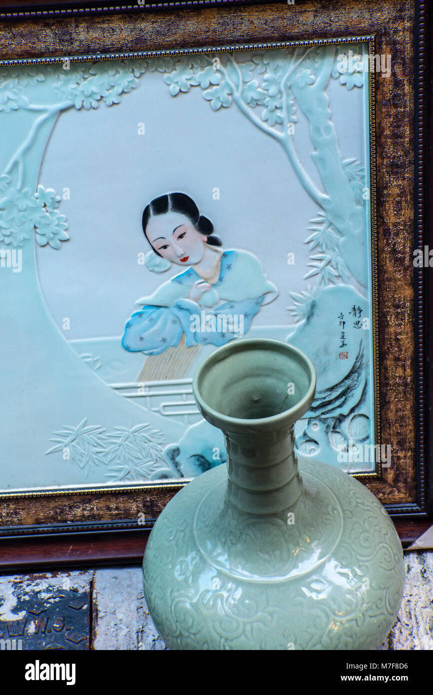 Ceramic Picture and Vase, Cat Street Market, Hong Kong Stock Photo