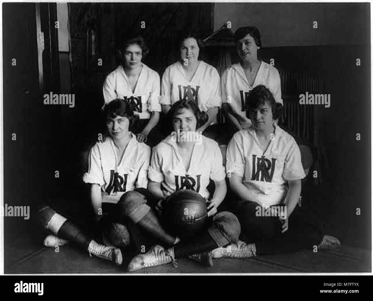 War Rish basketball team LCCN2002695633 Stock Photo Alamy