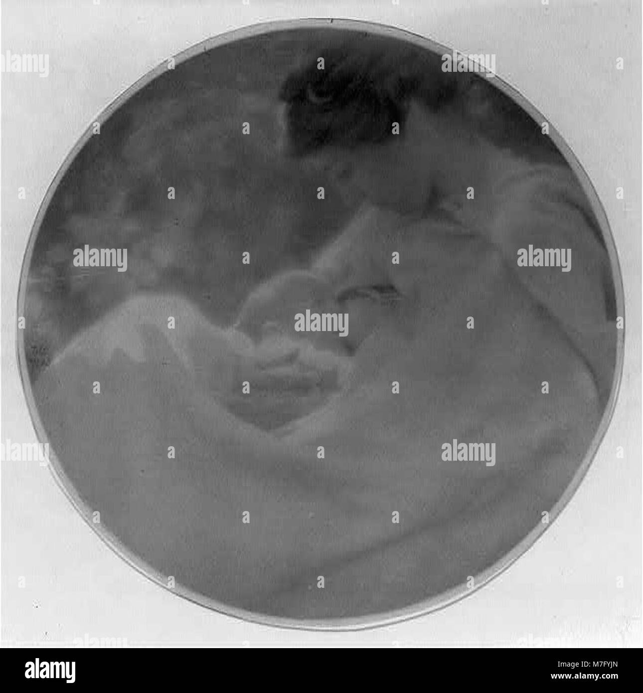 Woman (Beatrice Baxter Ruyl), in white cape, breastfeeding infant (Ruth Ruyl) LCCN98503615 Stock Photo