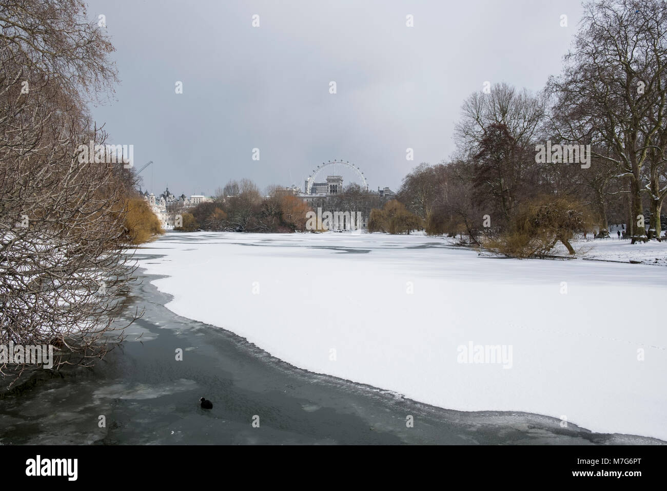Snow fall in London winter 2018 Stock Photo Alamy