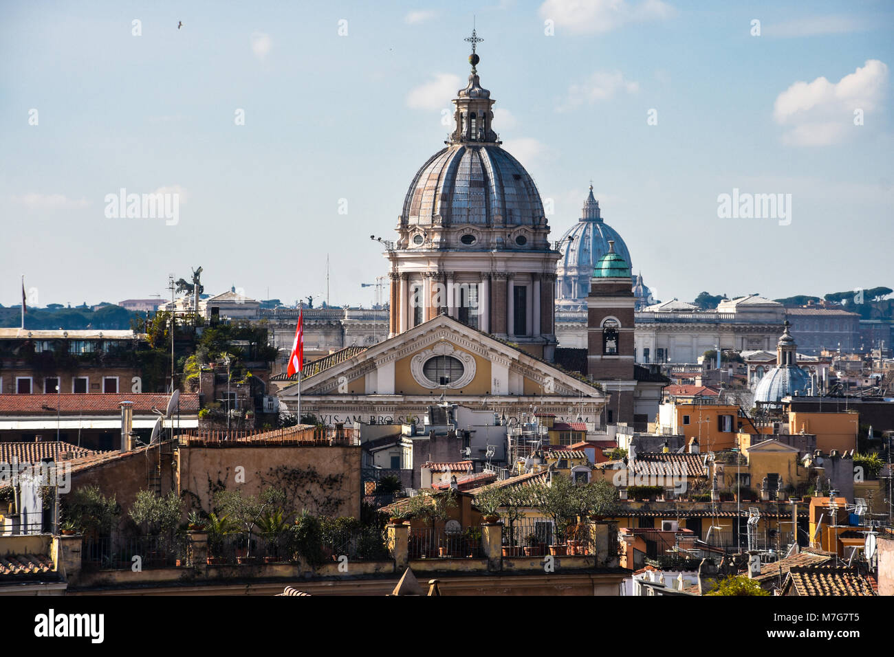 Antigua basilica hi-res stock photography and images - Alamy