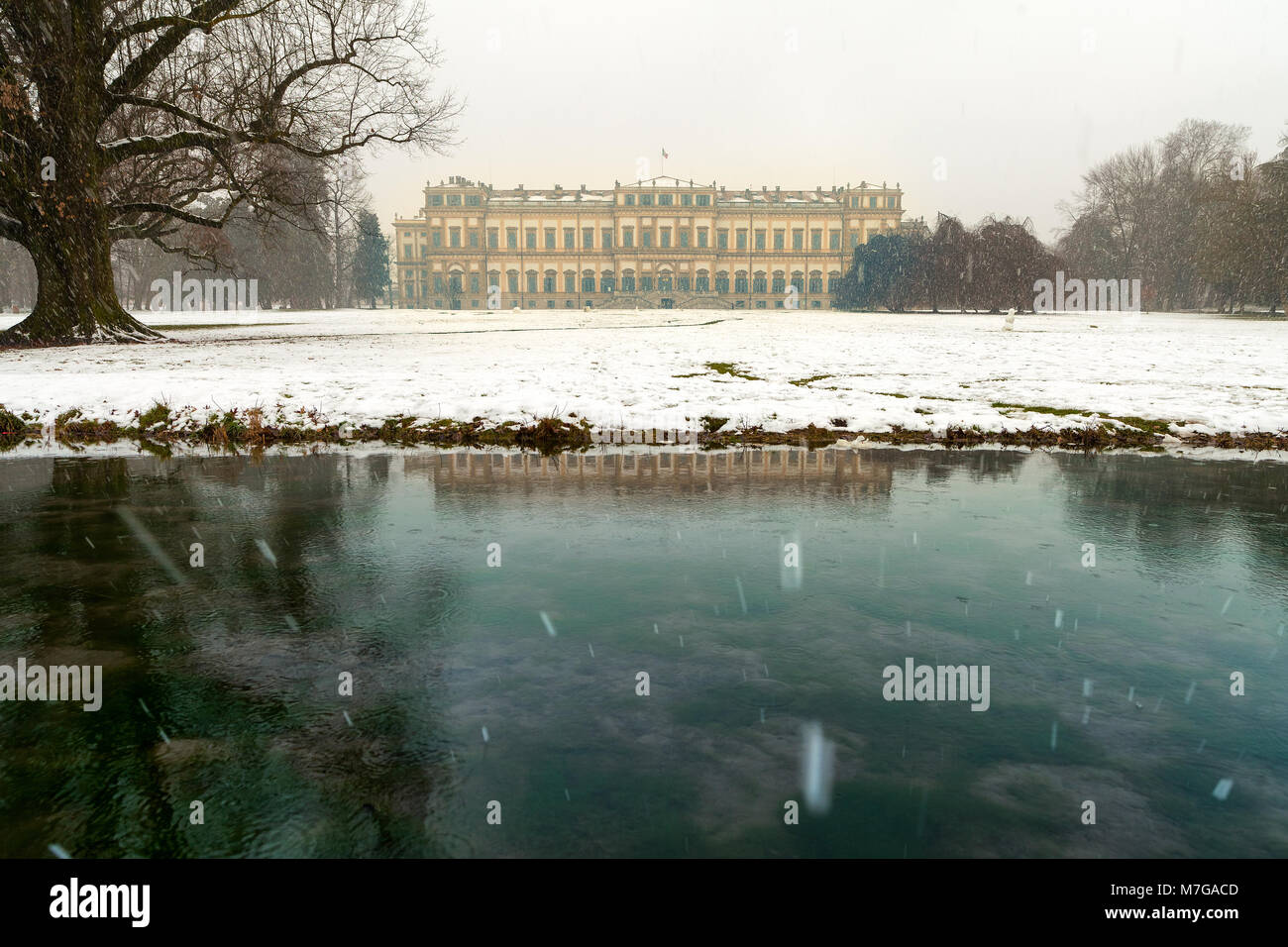 Late winter snowfall on the Park of Monza and its famous Royal Villa